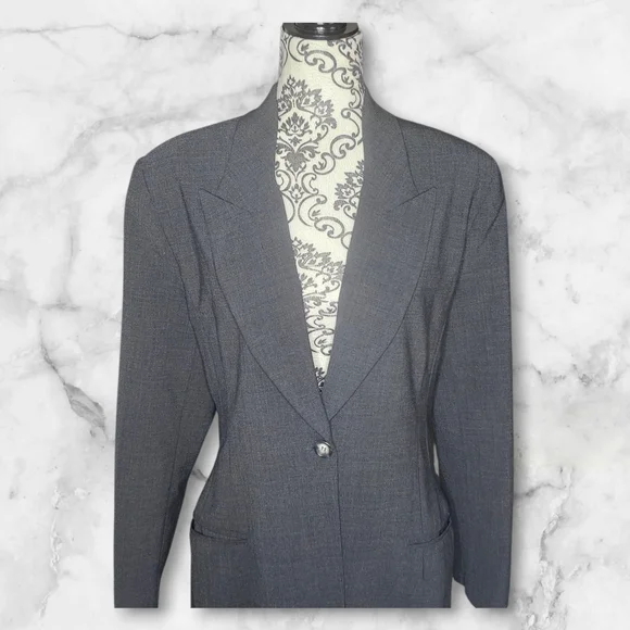 BISOU BISOU Vintage Gray Fitted Blazer - Medium - Picture 2 of 8